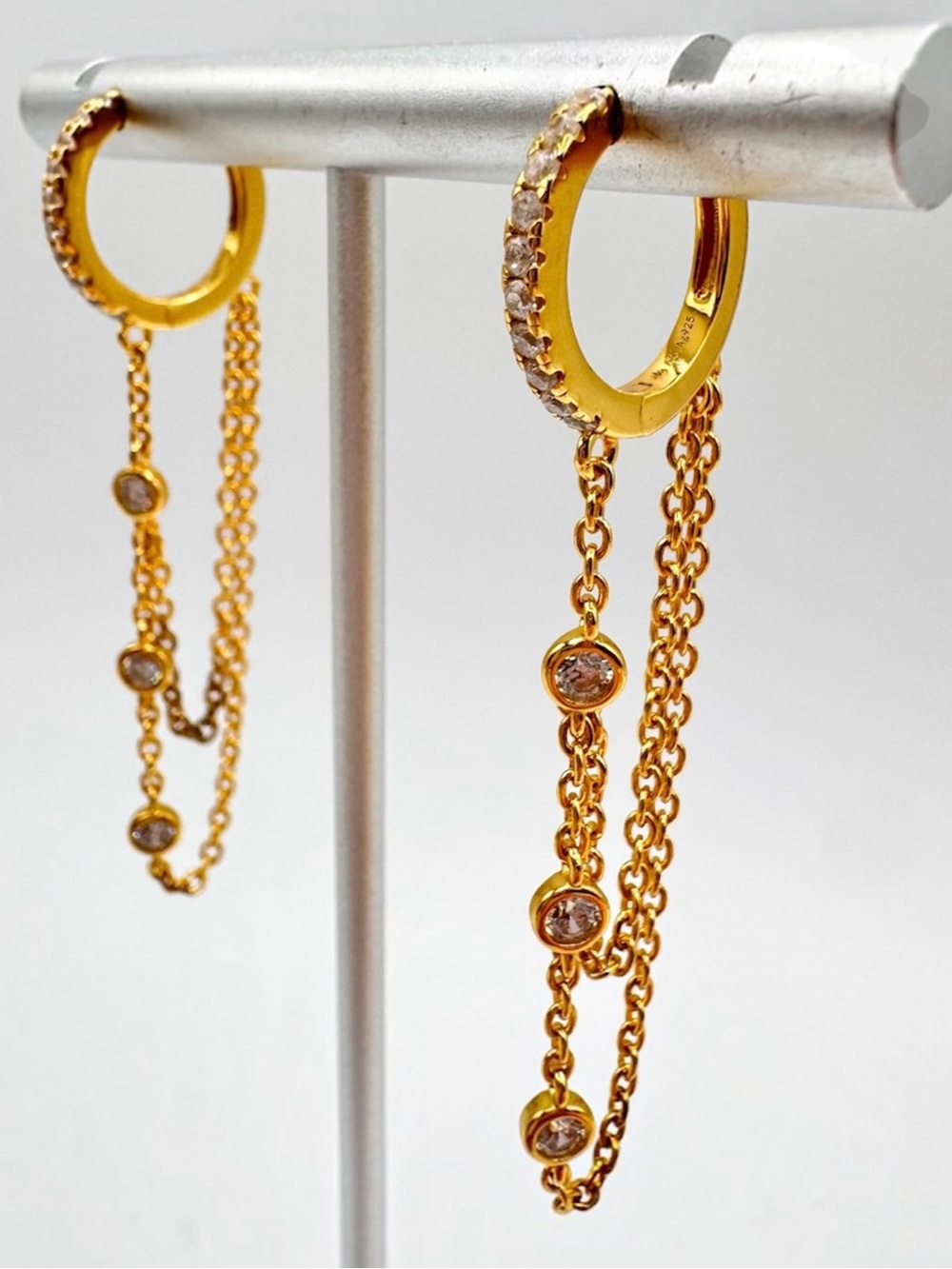 Anna Zuckerman Chain Link Huggie Earrings 925 Silver 18K Gold Finish TARNISHED